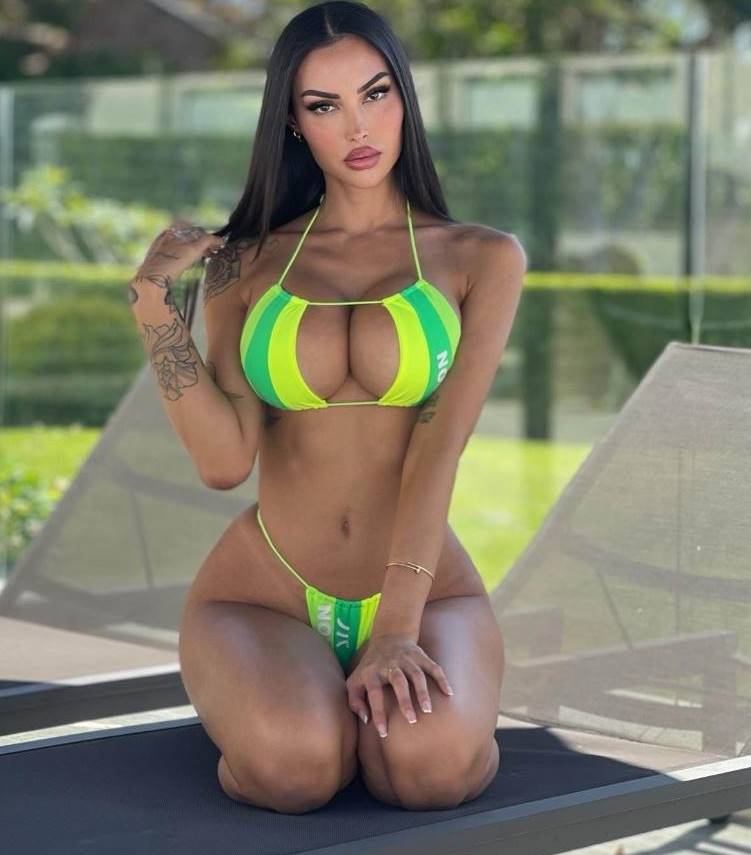 Sınırsız Escort Bayan Dilekle Zevk Ve Heyecan