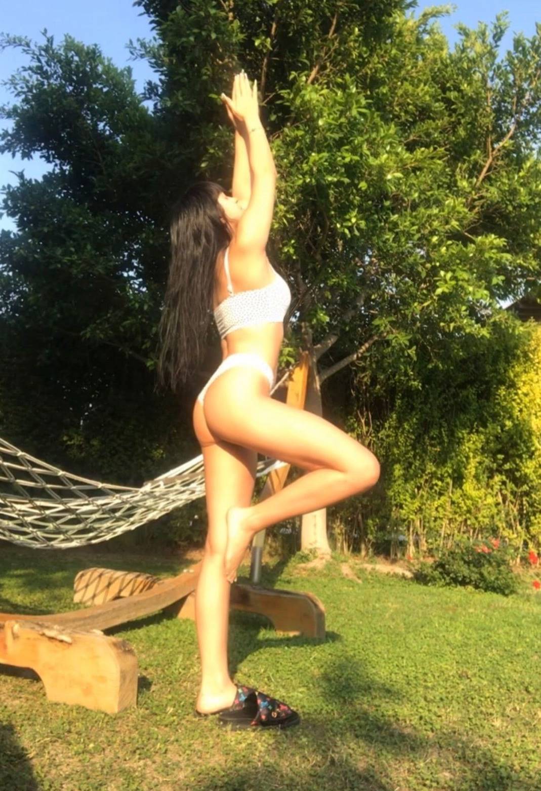 Sınırsız Escort Bayan Yeşimle Zevkin Kalbi Burada Atıyor